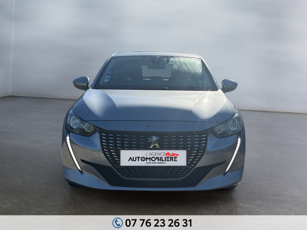Peugeot 208 — 7