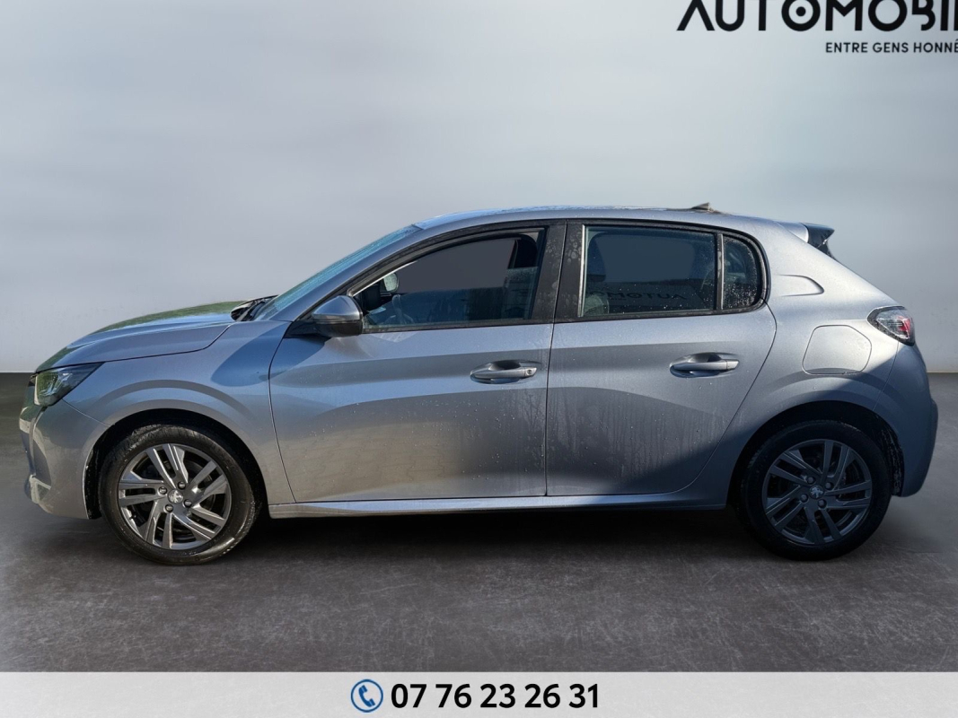 Peugeot 208 — 5