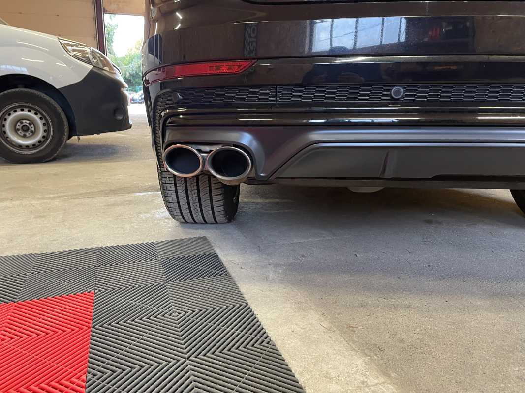 Audi SQ8 — 32