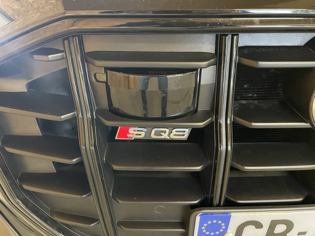 Audi SQ8 — 28
