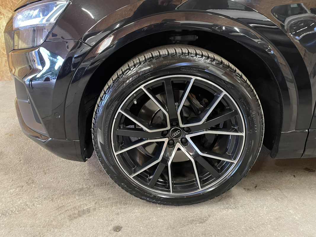 Audi SQ8 — 29