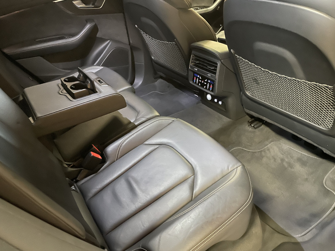Audi SQ8 — 22