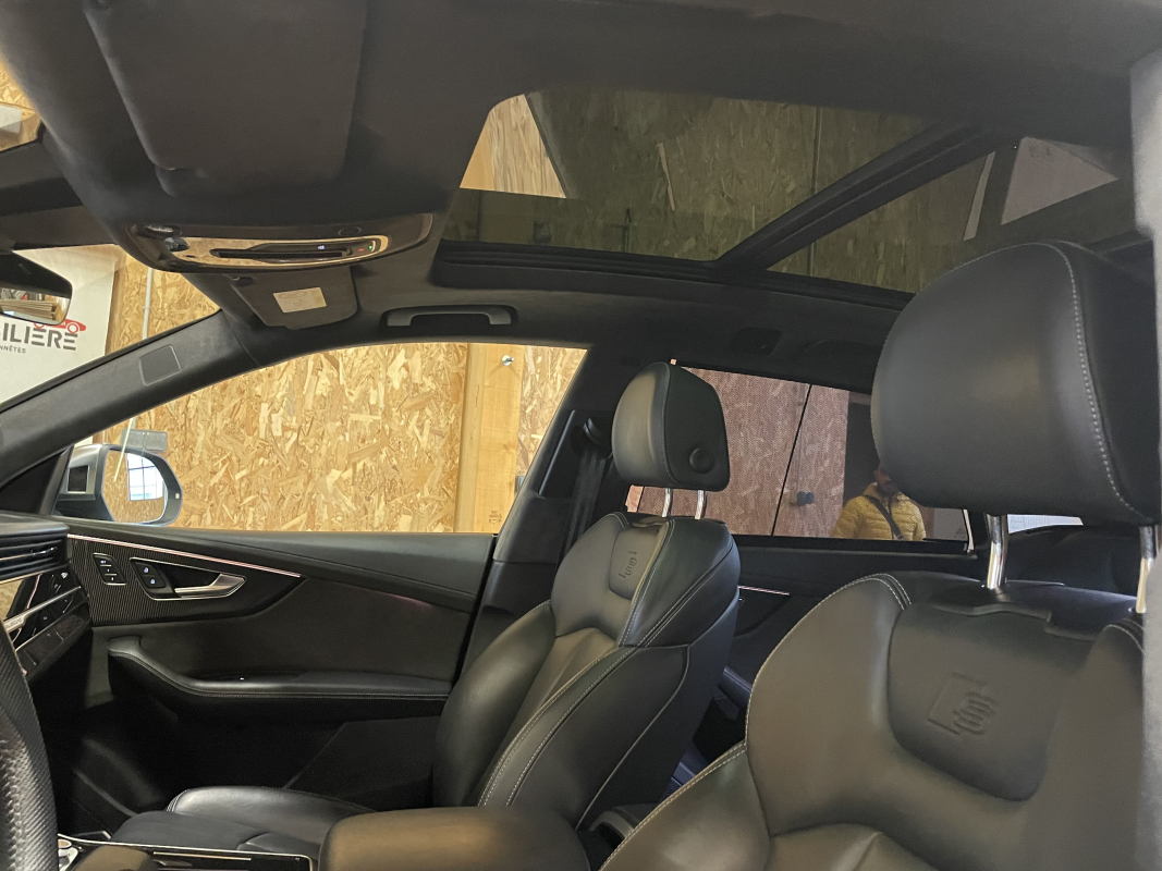 Audi SQ8 — 14