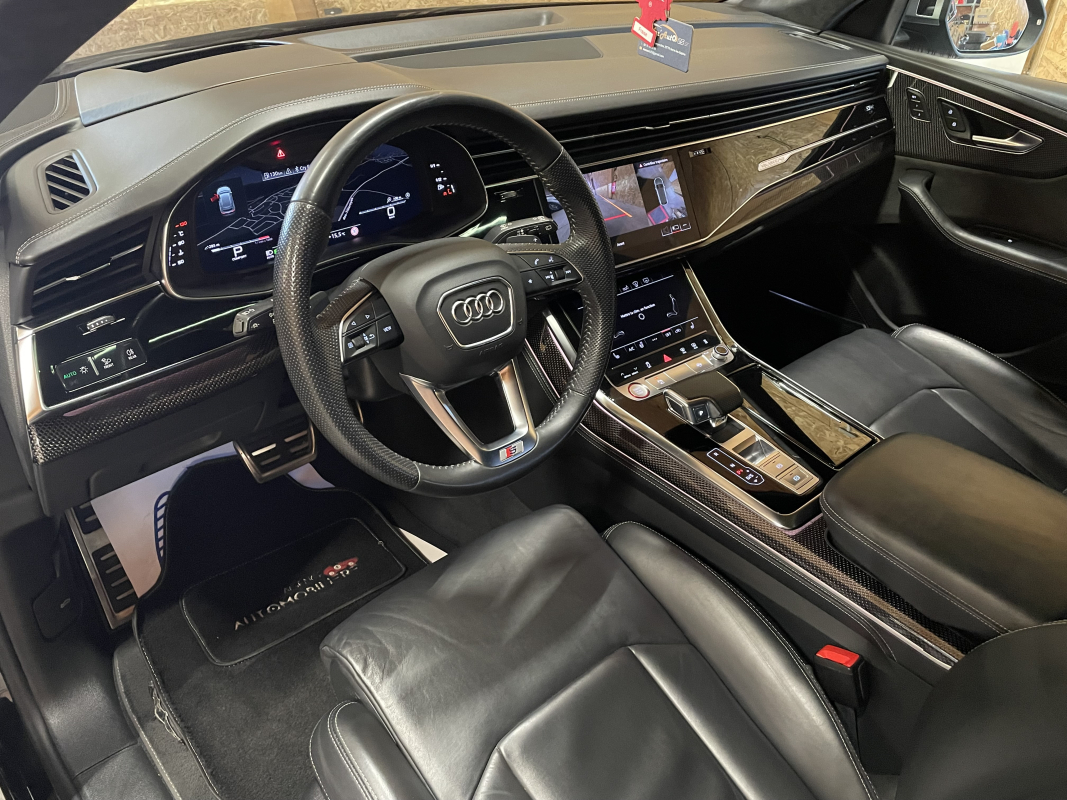 Audi SQ8 — 12