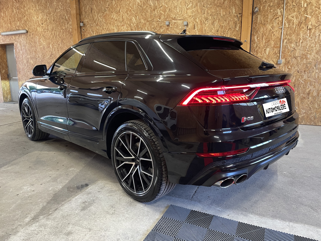 Audi SQ8 — 4