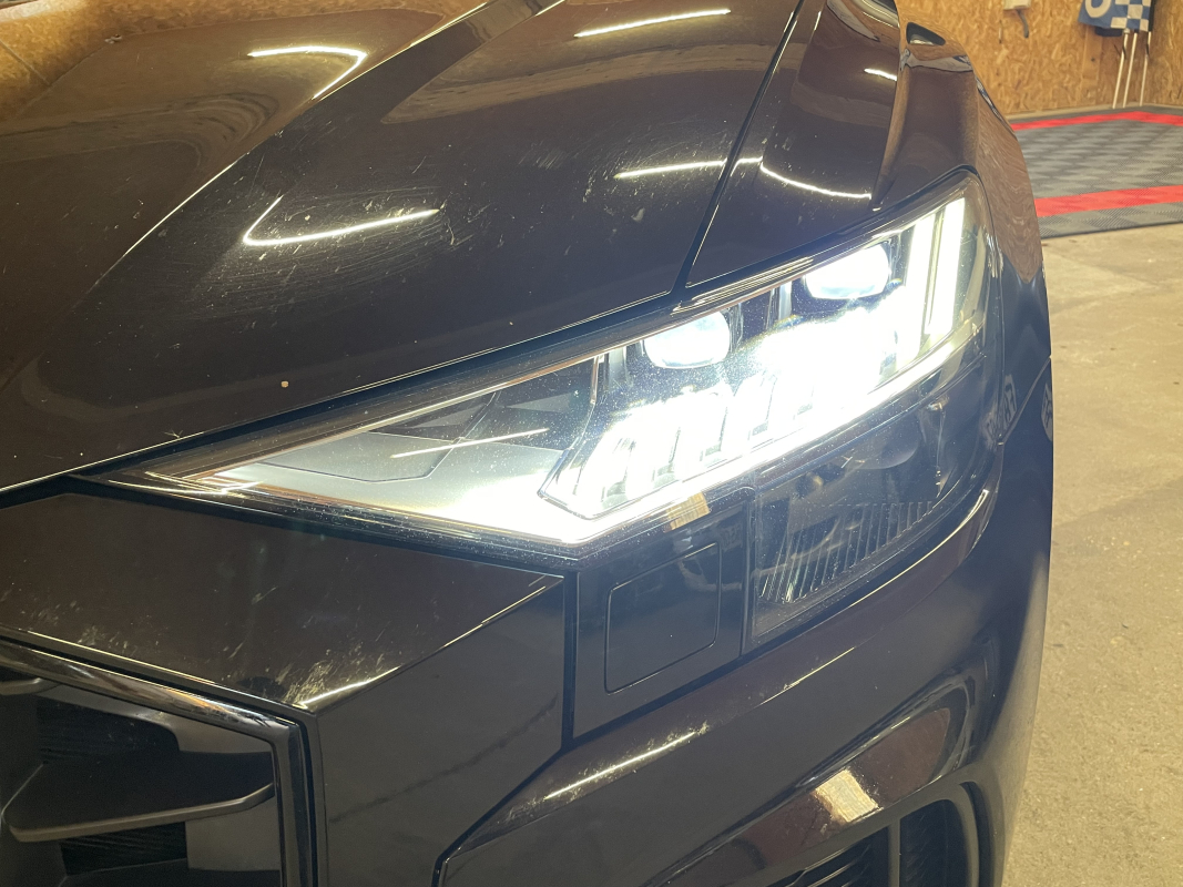 Audi SQ8 — 10