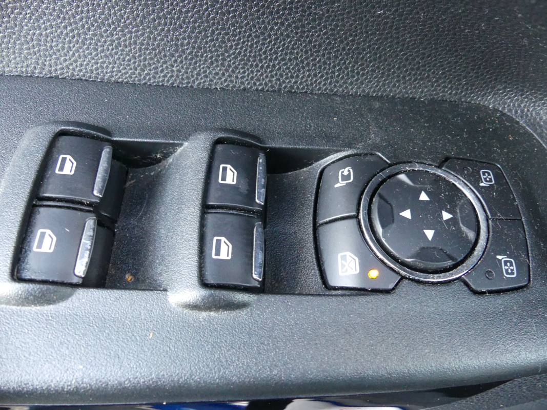 Ford Ecosport — 32
