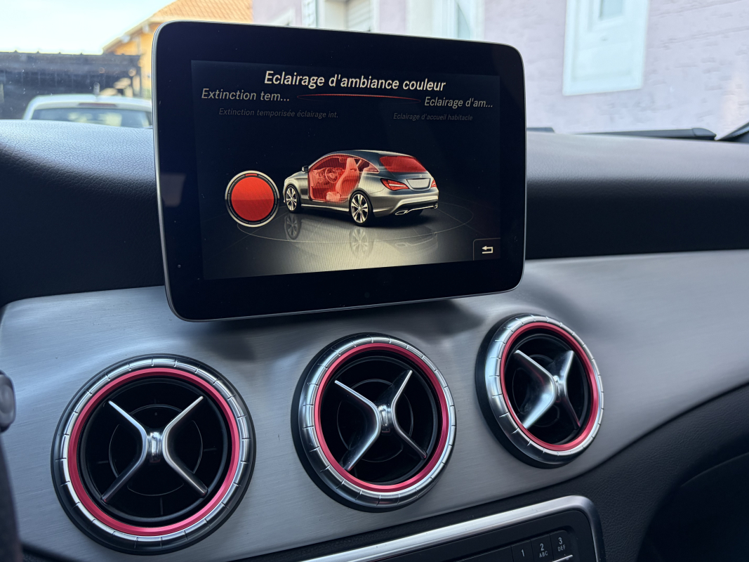 Mercedes Classe CLA — 14