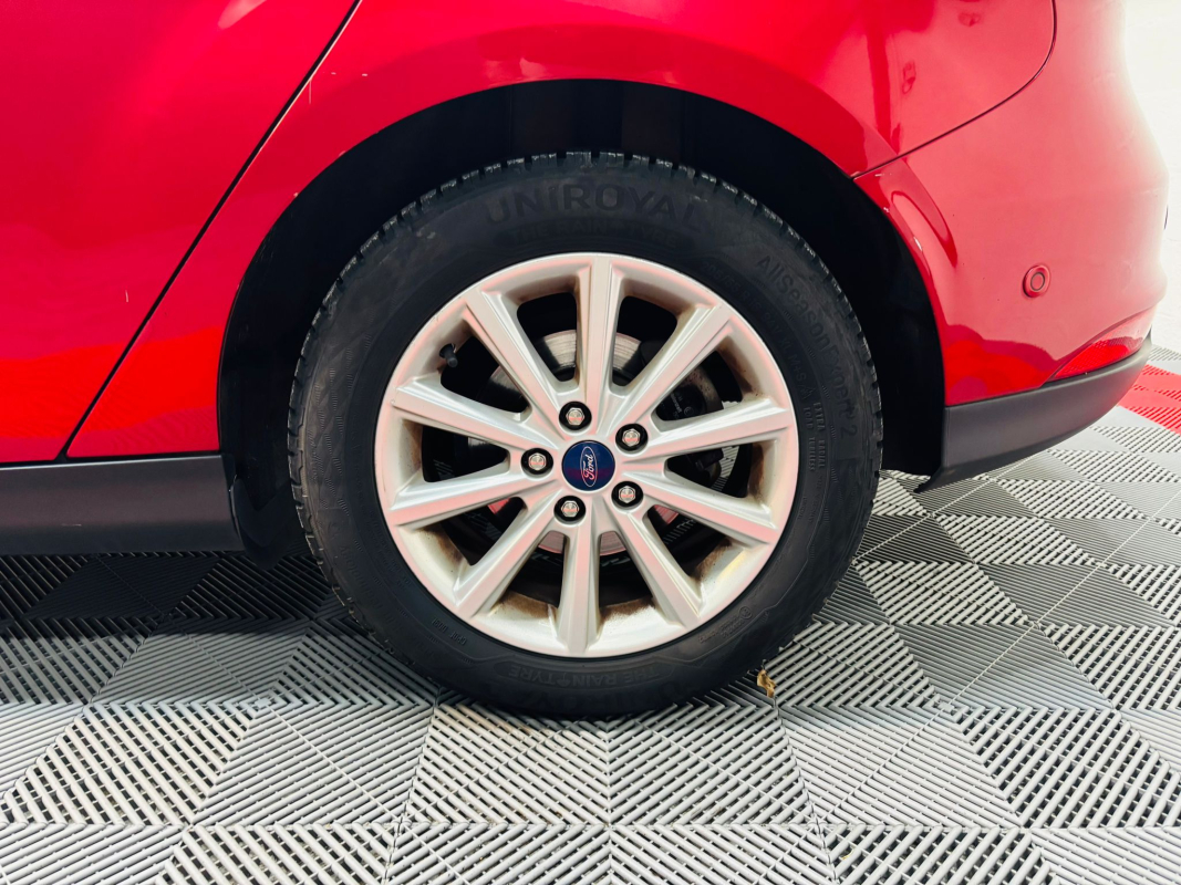 Ford Focus — 19