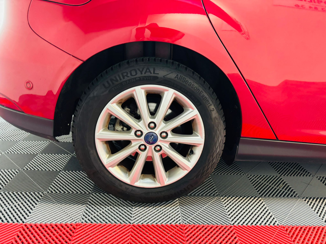 Ford Focus — 21