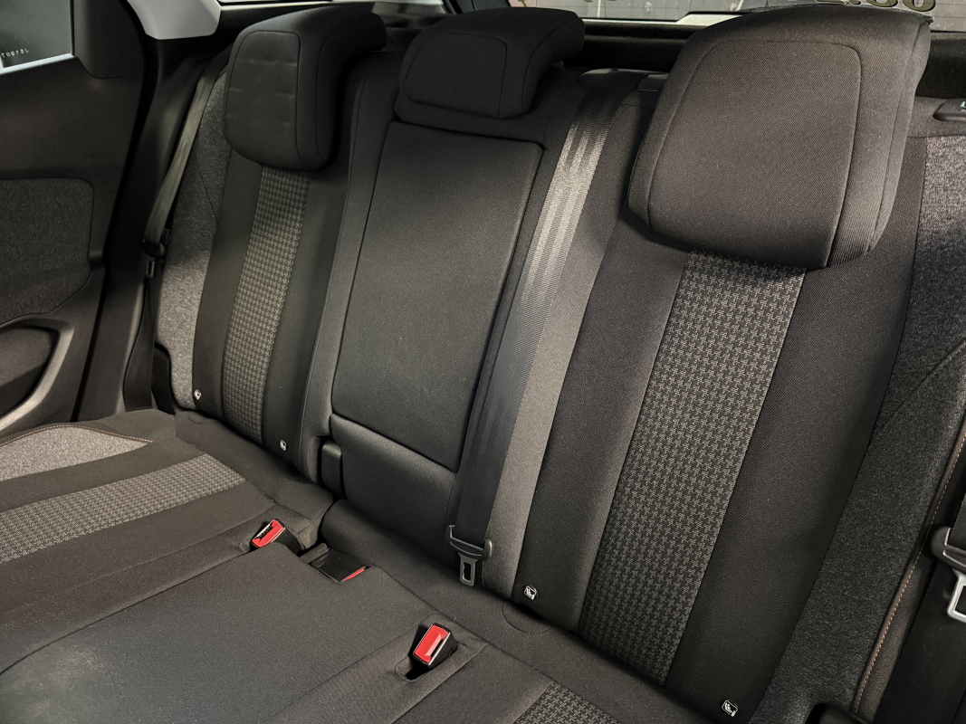 Peugeot 3008 — 15