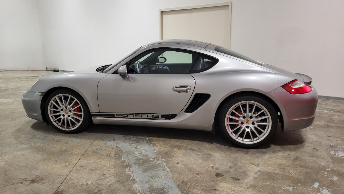 Porsche Cayman — 4