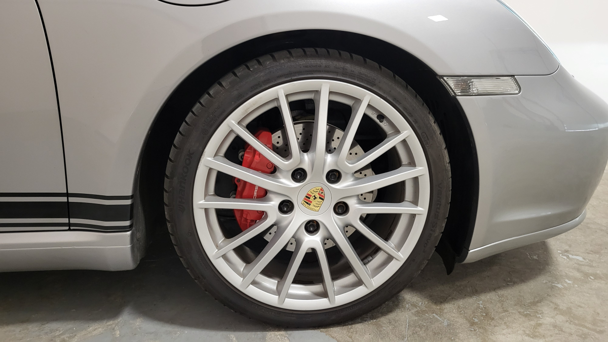 Porsche Cayman — 35