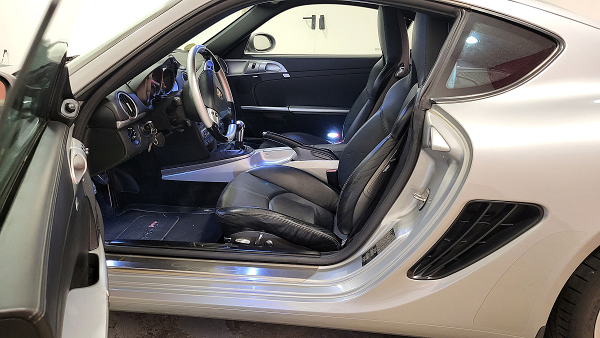 Porsche Cayman — 15