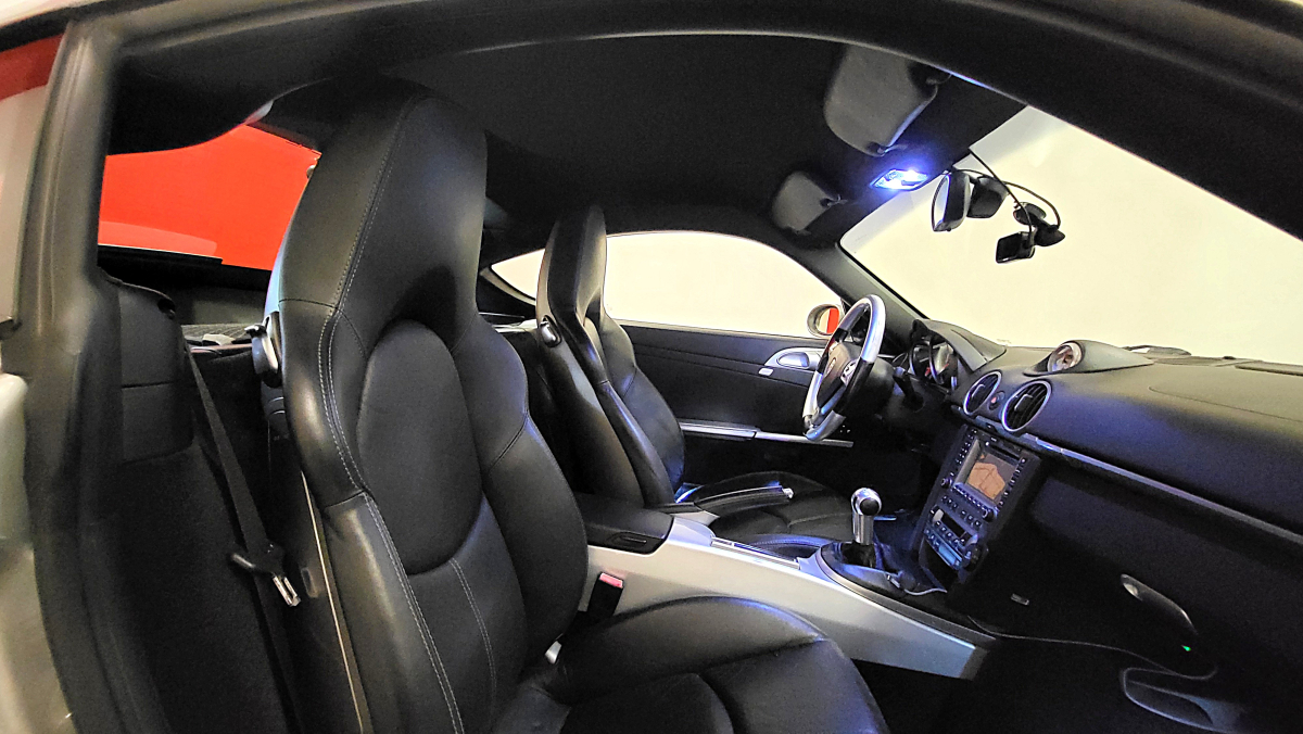 Porsche Cayman — 30
