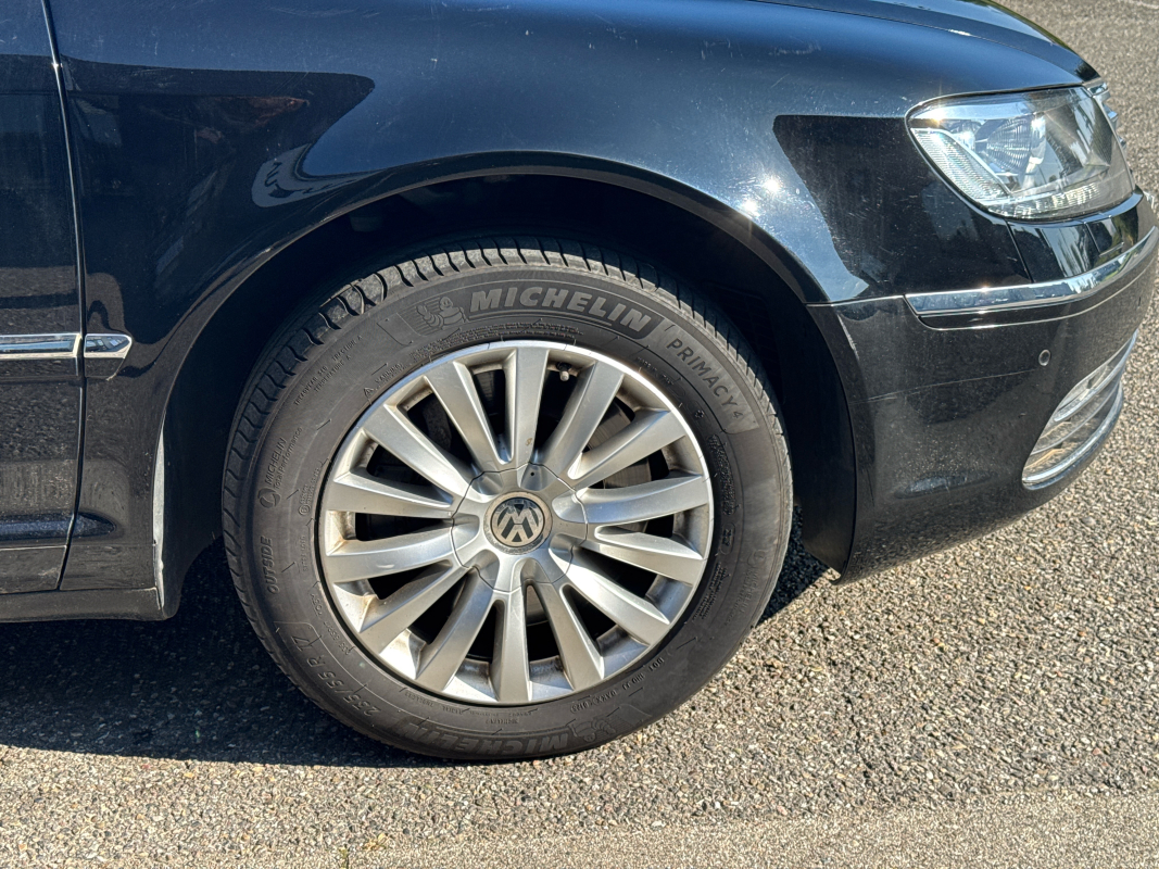 Volkswagen Phaeton — 27