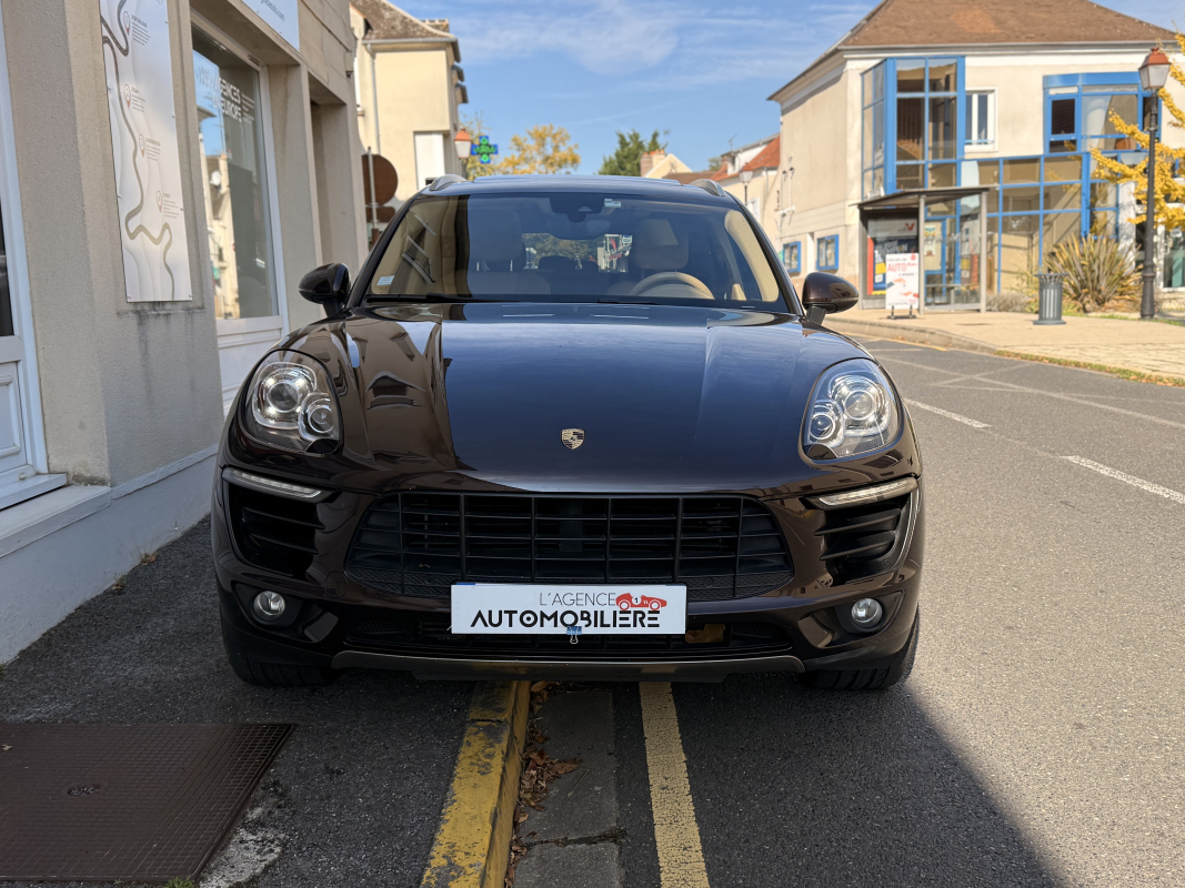 Porsche Macan — 2