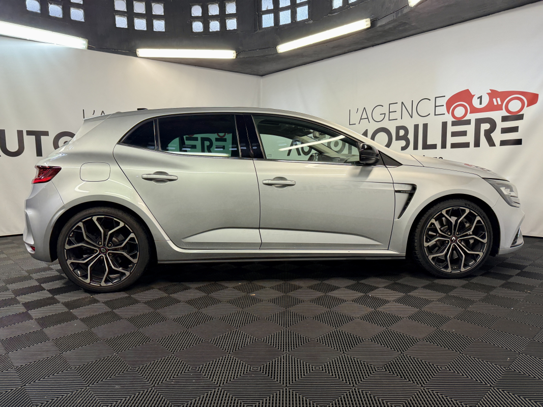 Renault Megane — 4