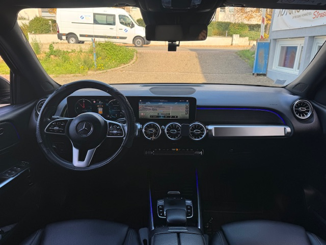 Mercedes GLB — 3
