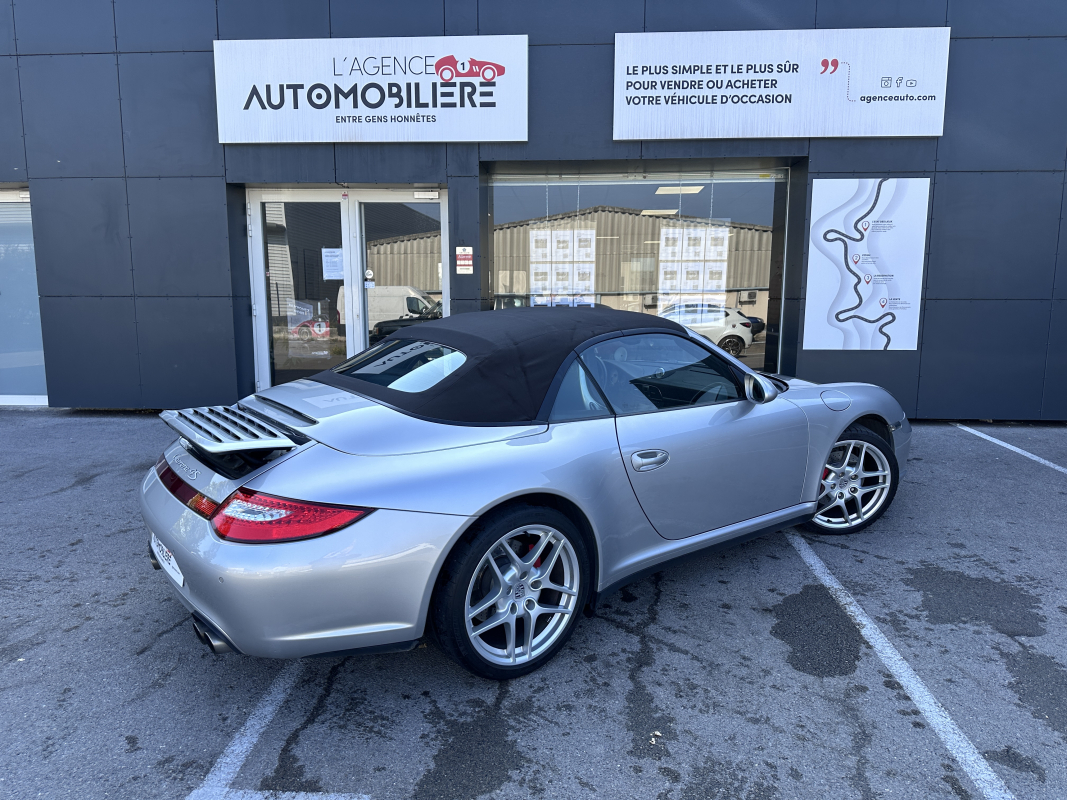 Porsche 911 — 2