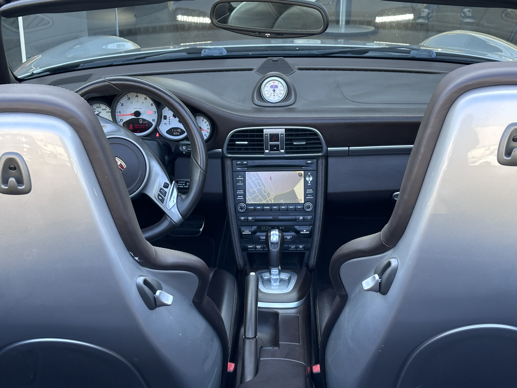 Porsche 911 — 10