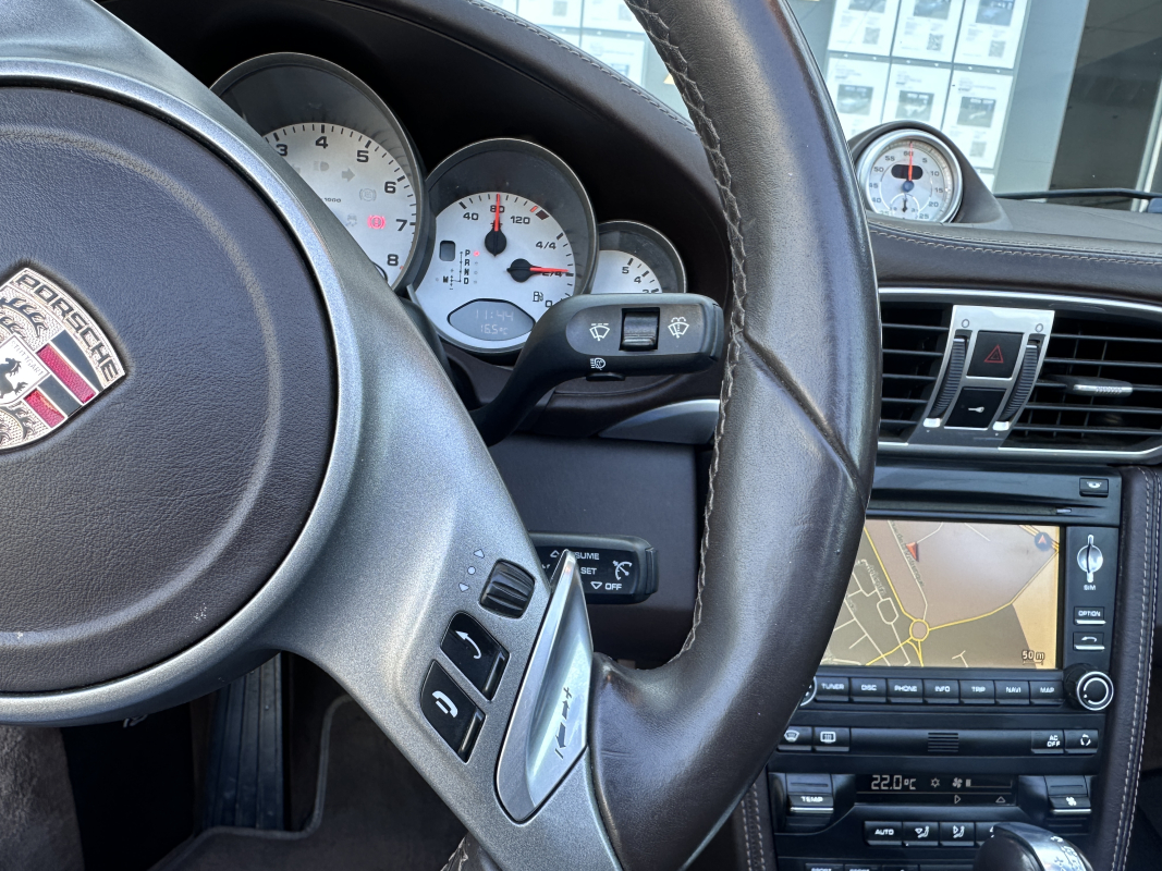 Porsche 911 — 17
