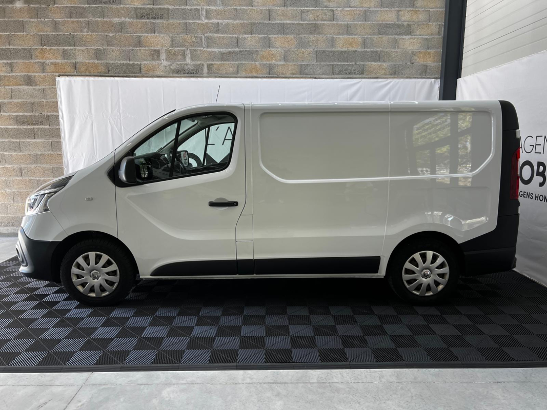 Renault Trafic — 7