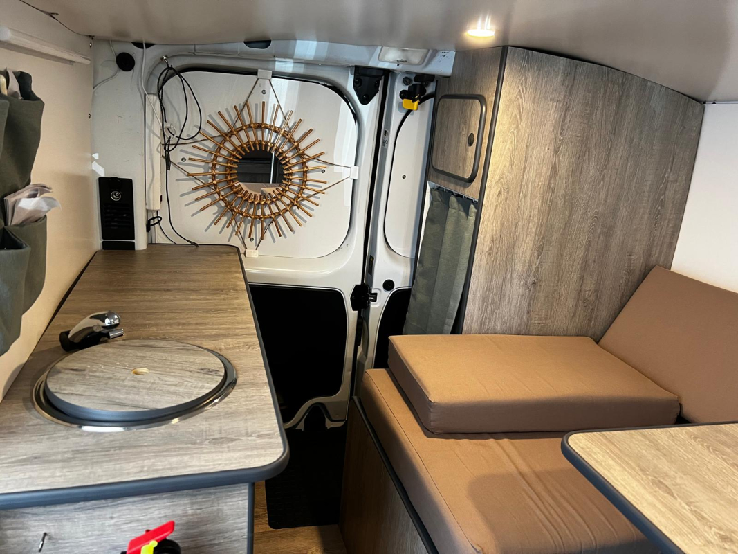 Renault Trafic — 18