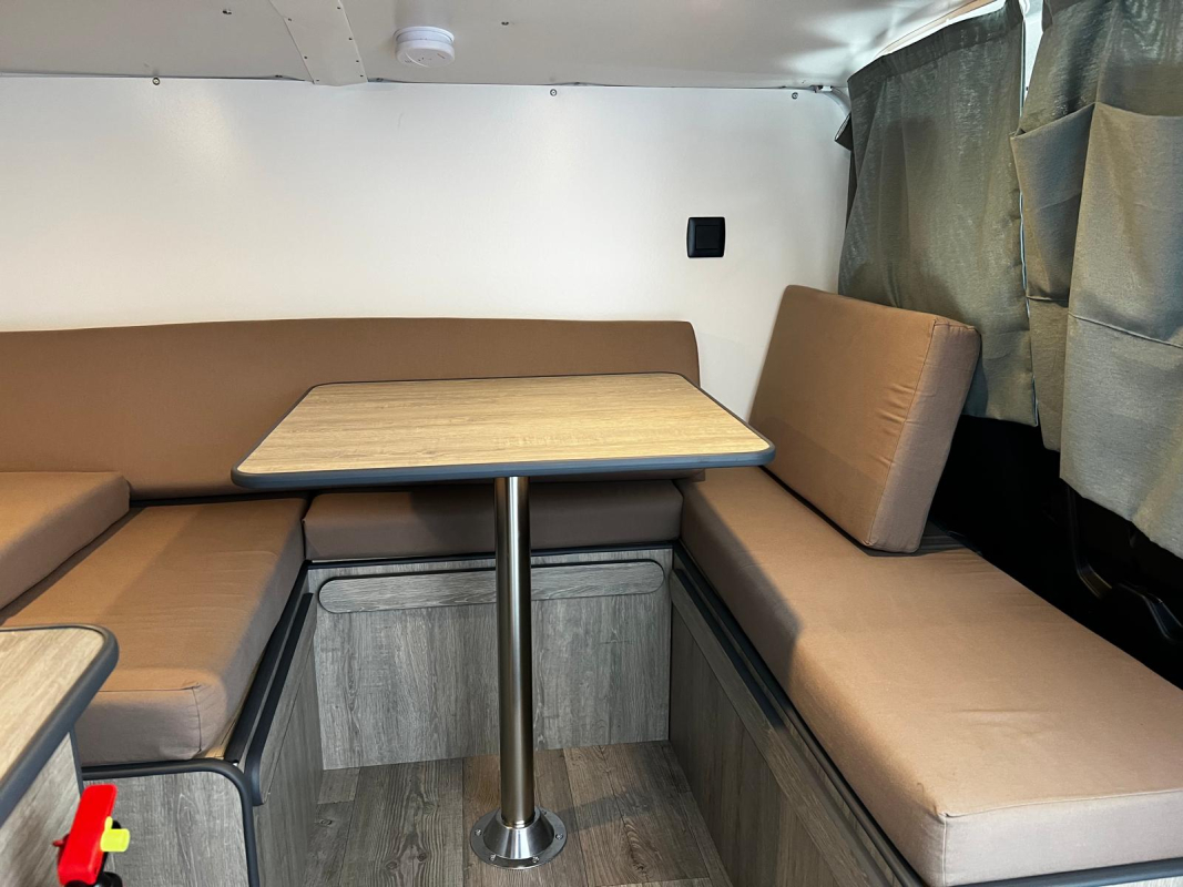 Renault Trafic — 20
