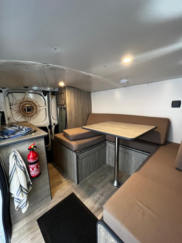 Renault Trafic — 24
