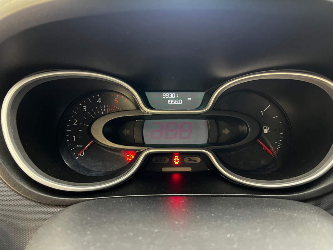 Renault Trafic — 14
