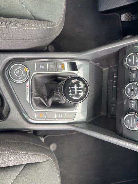 Volkswagen Tiguan — 15