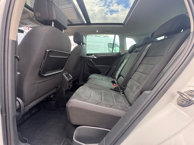 Volkswagen Tiguan — 9