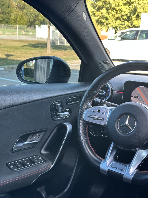 Mercedes Classe A — 22