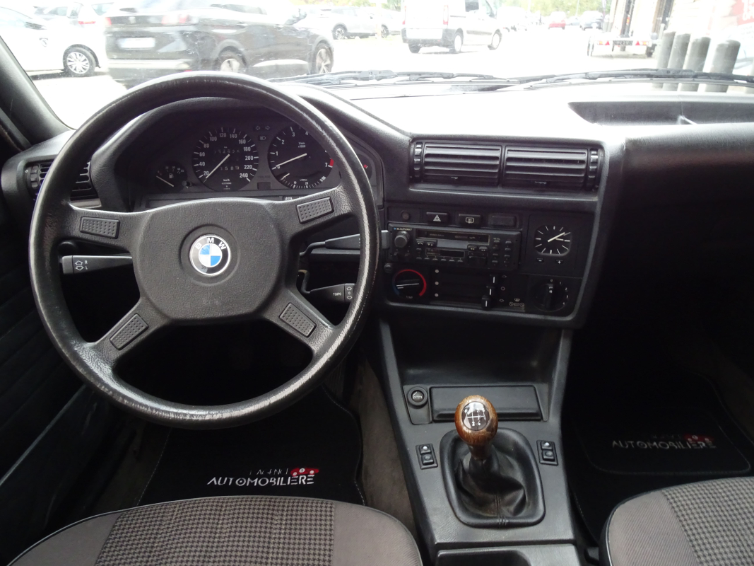 Bmw Série 3 Cabriolet — 16