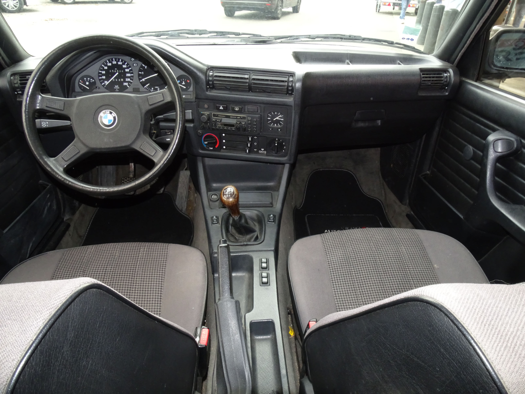 Bmw Série 3 Cabriolet — 15