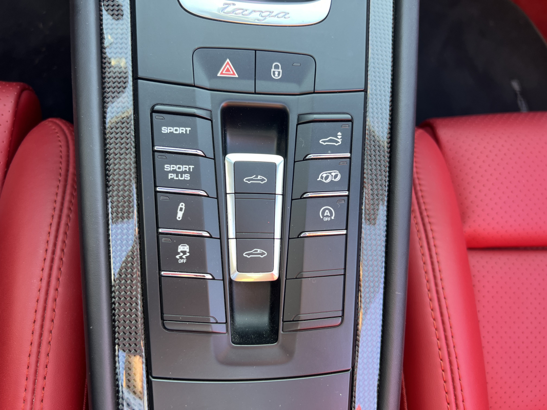 Porsche 911 Targa — 30