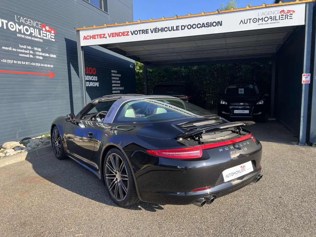 Porsche 911 Targa — 11