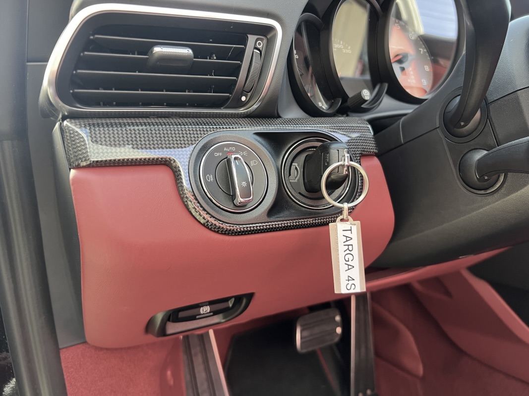 Porsche 911 Targa — 22