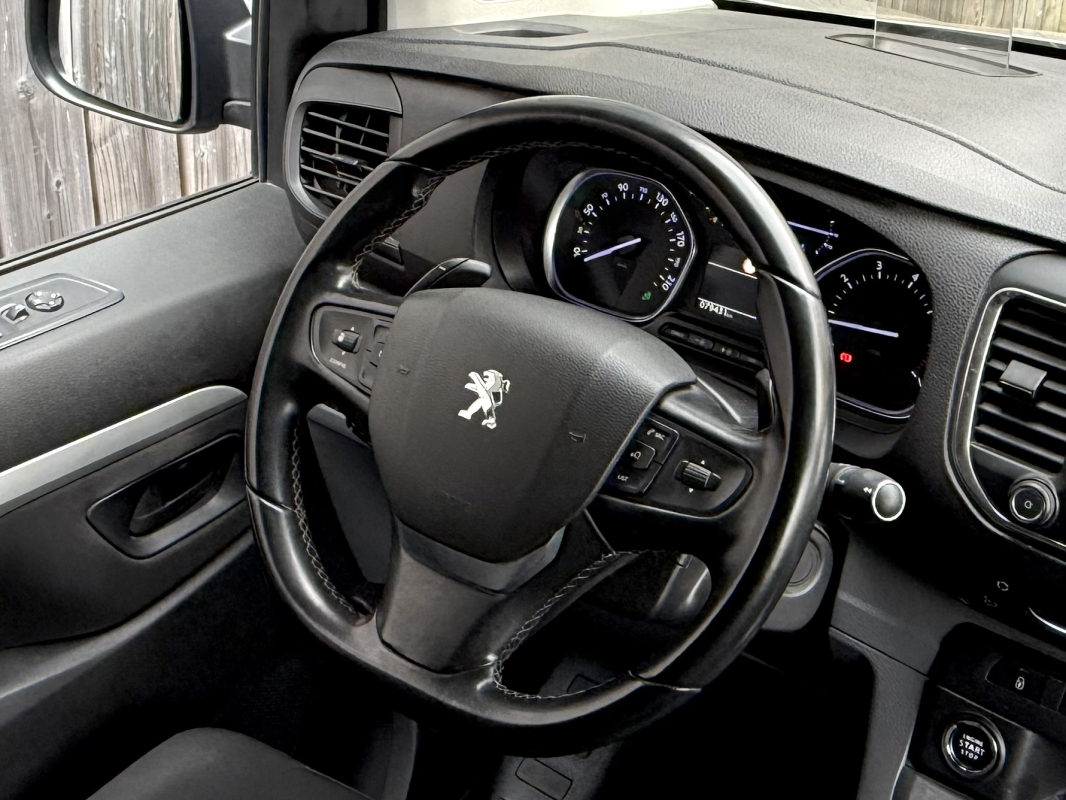 Peugeot Expert — 6