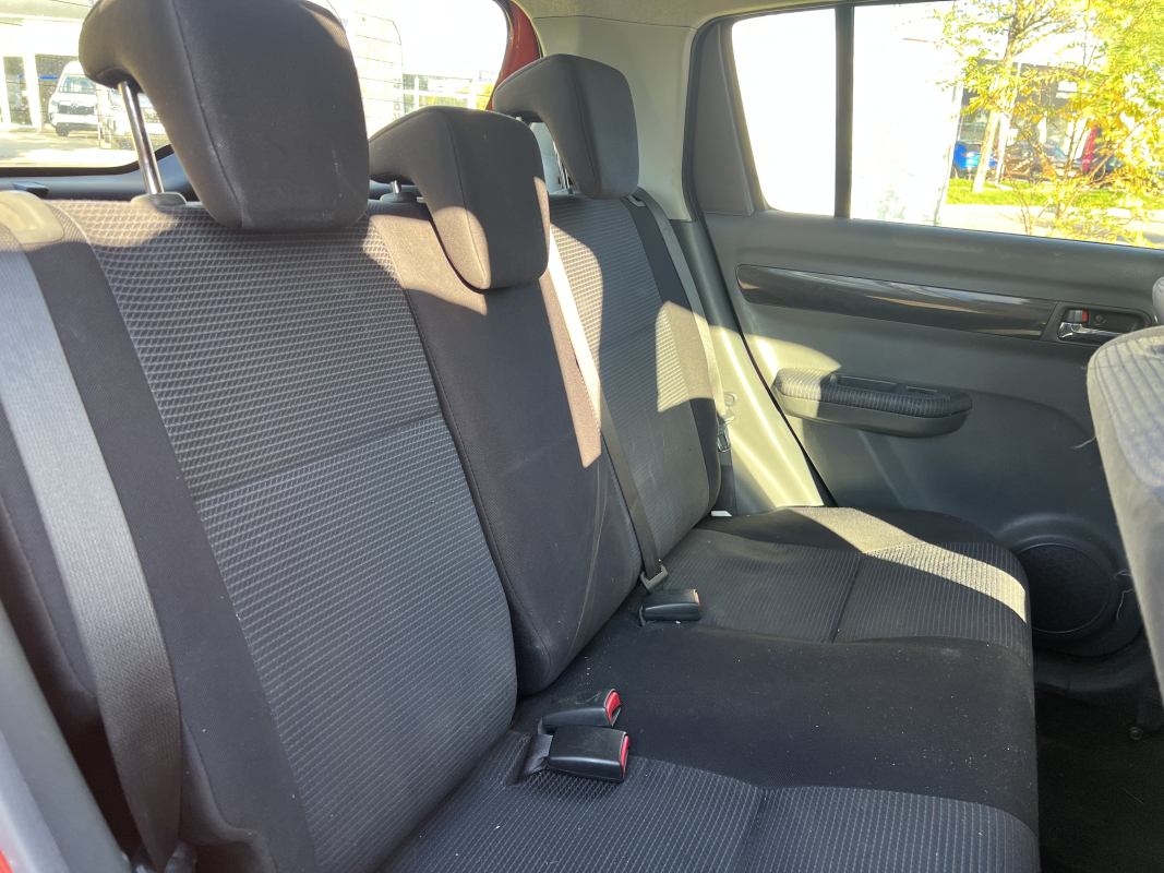 Suzuki Swift — 11