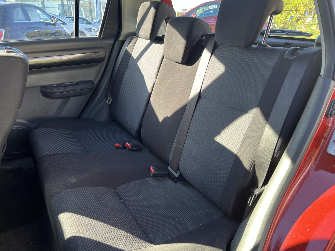 Suzuki Swift — 10