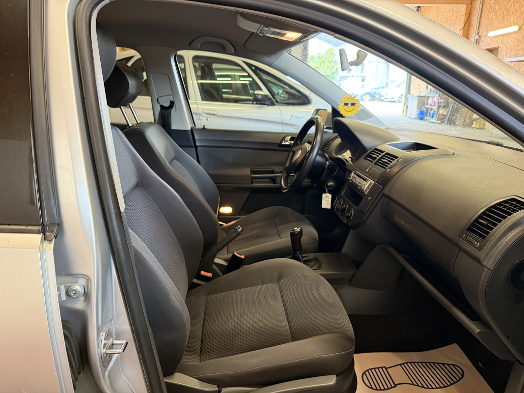 Volkswagen Polo — 11