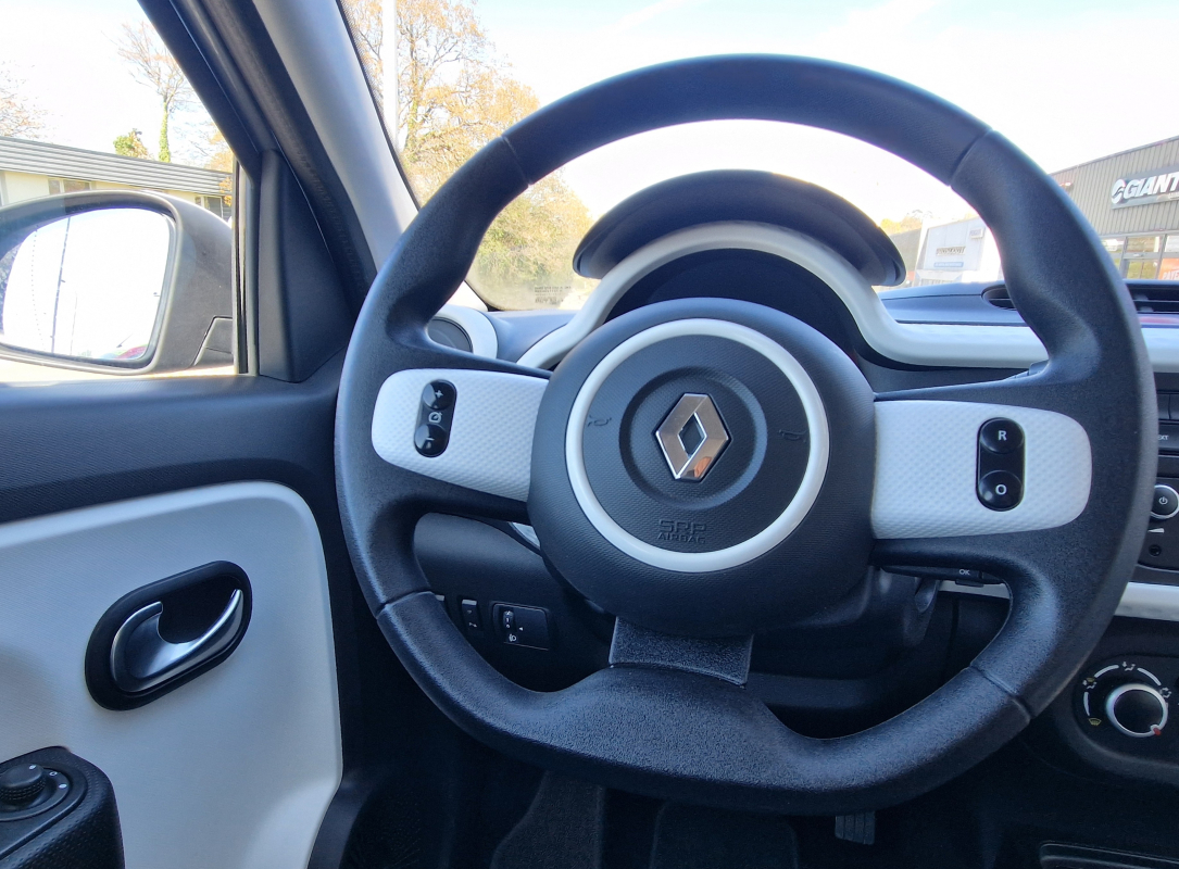 Renault Twingo — 12