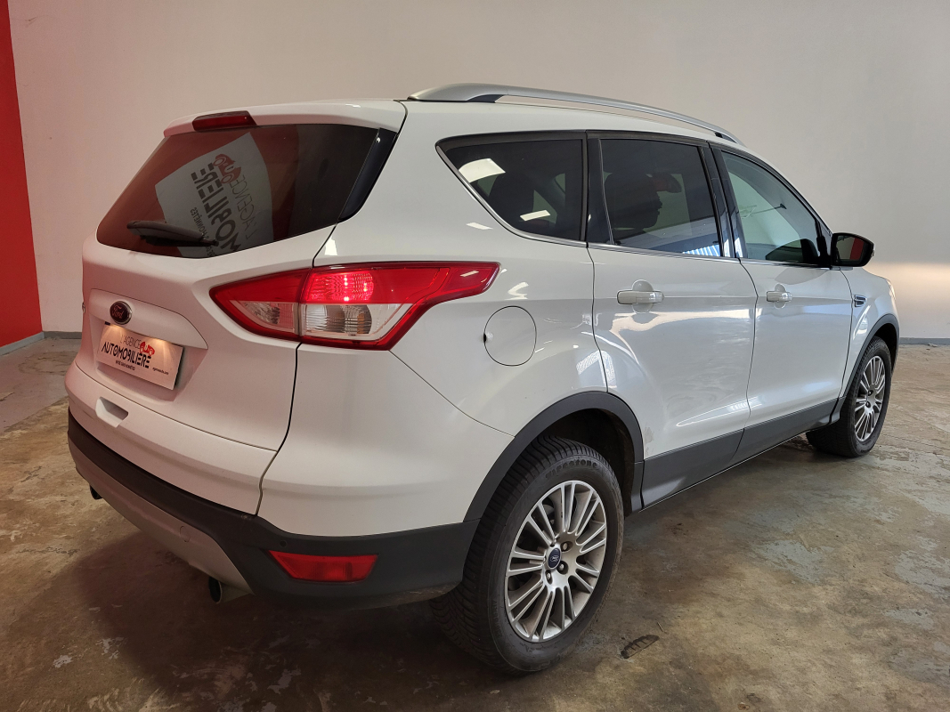 Ford Kuga — 7