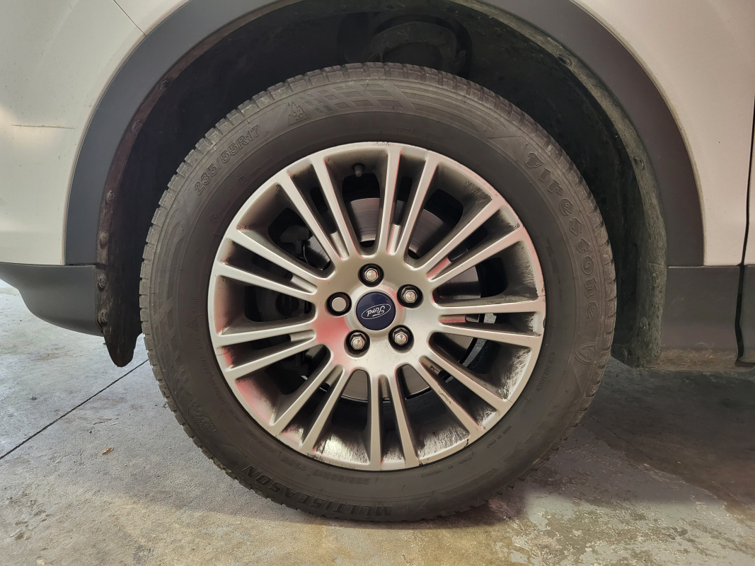 Ford Kuga — 26