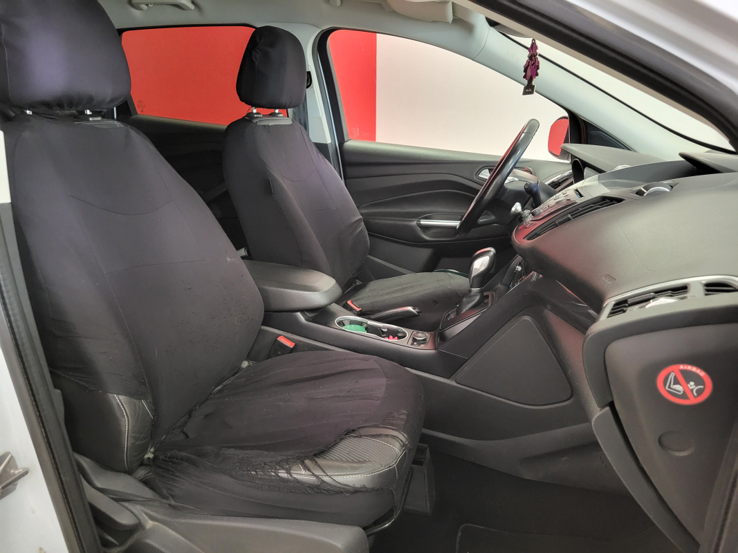 Ford Kuga — 24