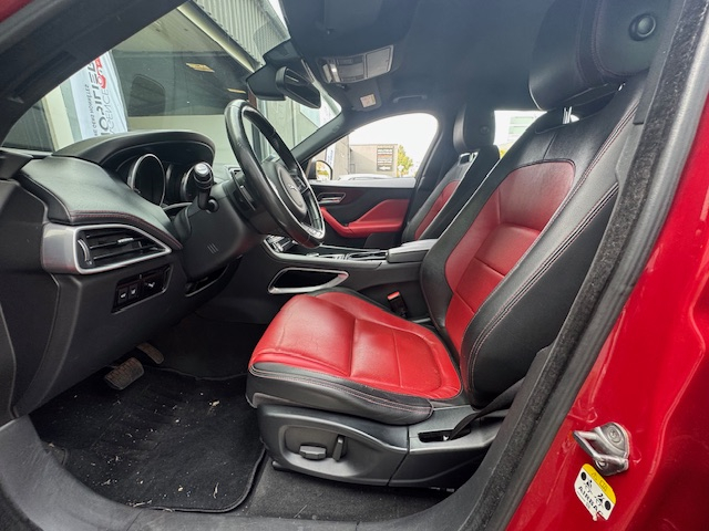Jaguar F-Pace — 29