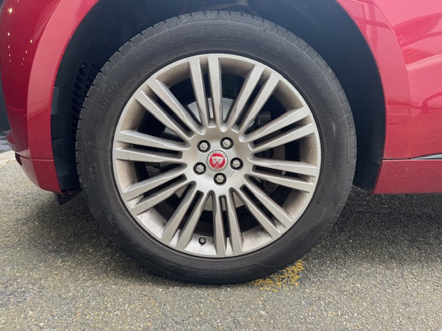 Jaguar F-Pace — 27
