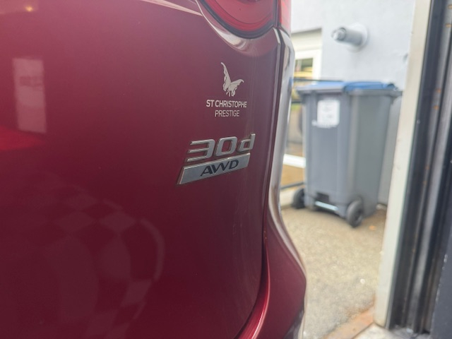 Jaguar F-Pace — 25